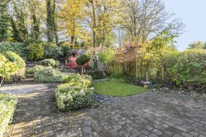 Photo 6- click for photo gallery